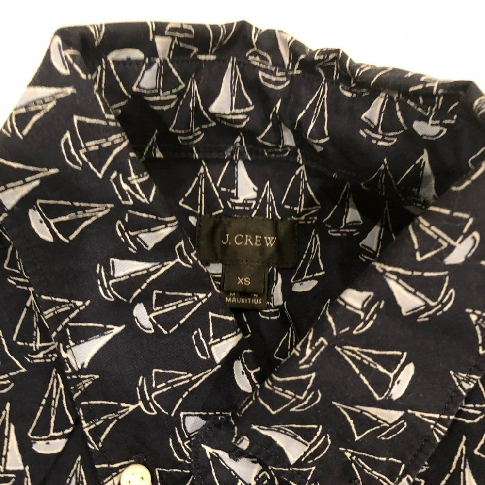 J. Crew Sailboat Pattern Short Sleeve Button Down